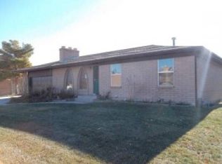2855 W Gilbert Dr, Riverton, UT 84065