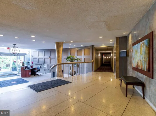 100 West Ave S #202-2B, Jenkintown, PA 19046