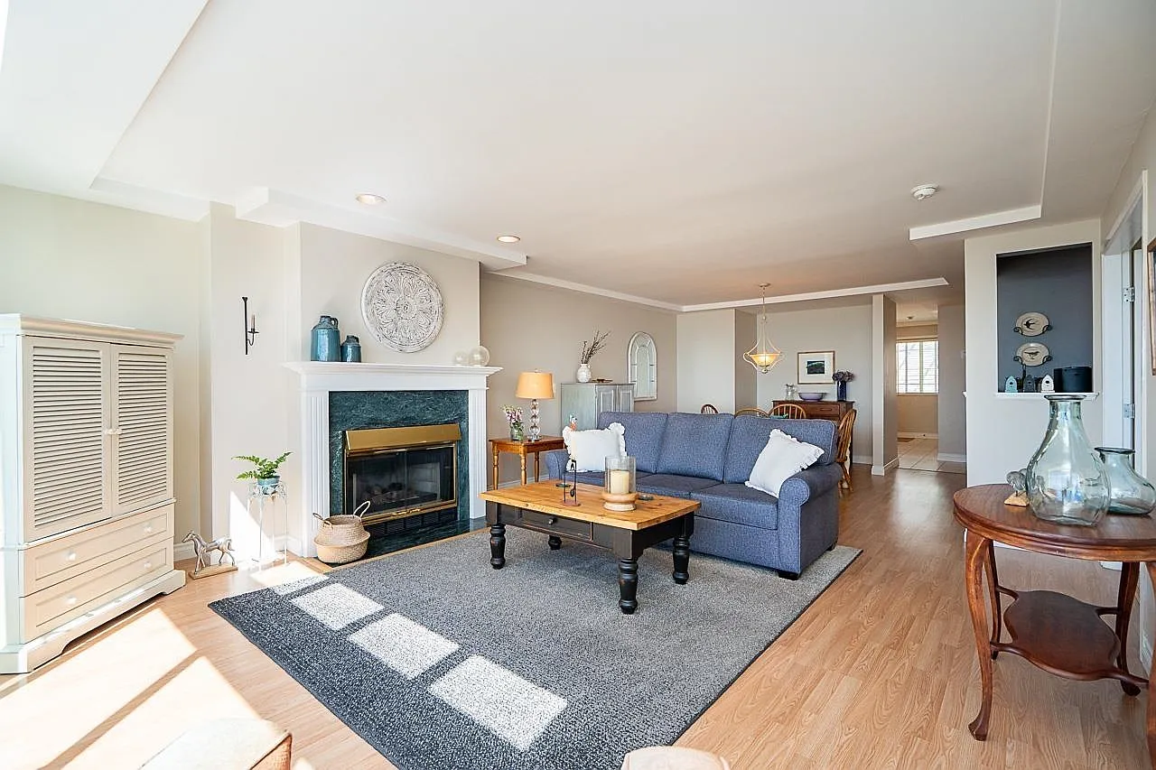 2 bed, 1255 sqft, $3,200 — Photo 4