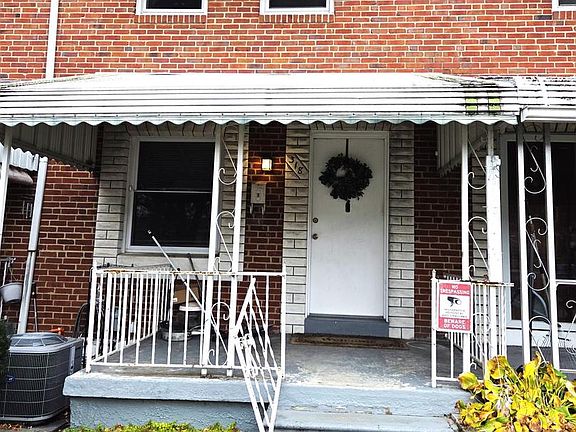 2nd image of 318 Grovethorn Rd