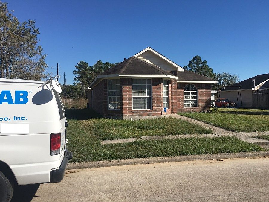 2nd image of 15522 Aiken Ln