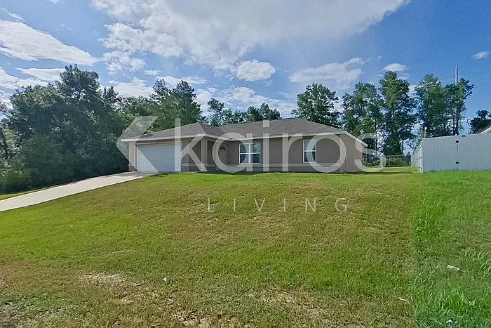13691 SW 43rd Cir — Photo 2