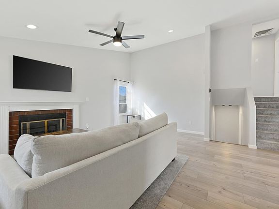 2nd image of 683 W Moorland Cir