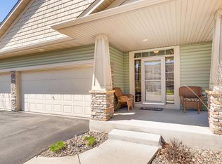 10863 Ashley Ln, Woodbury, MN 55129