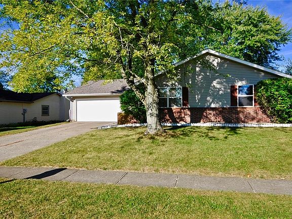 3rd image of 7624 Dornock Dr