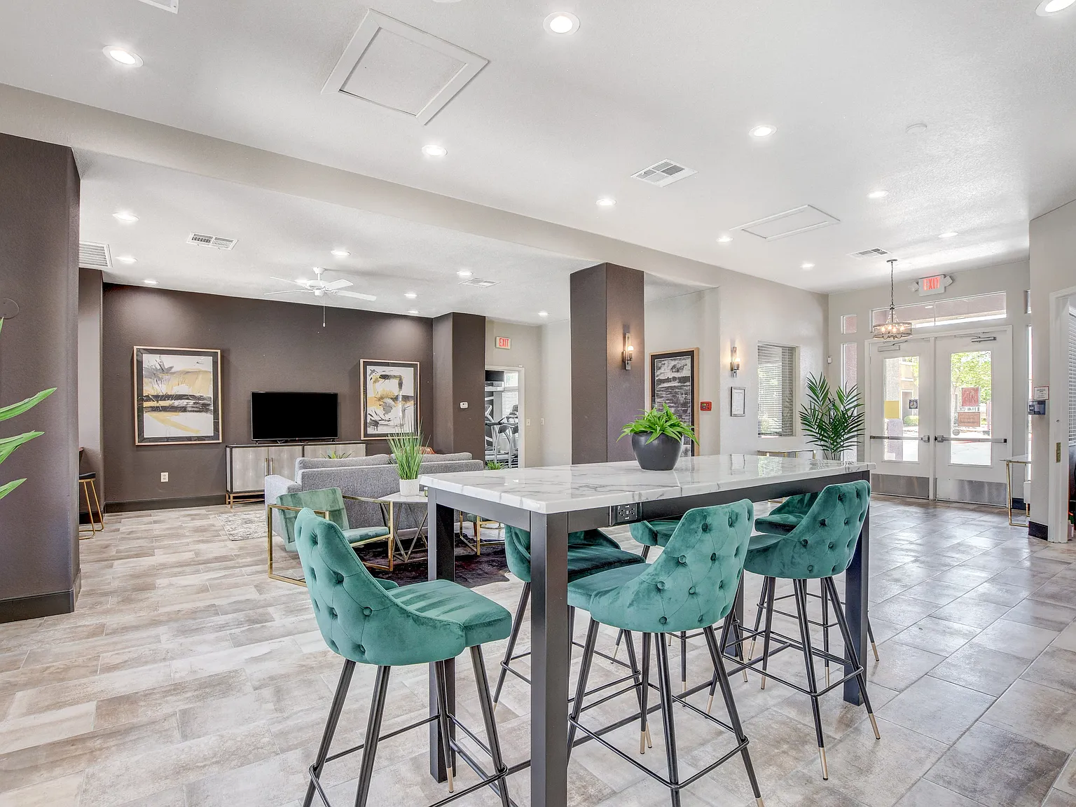 Parkway at Silverado Ranch — Photo 3
