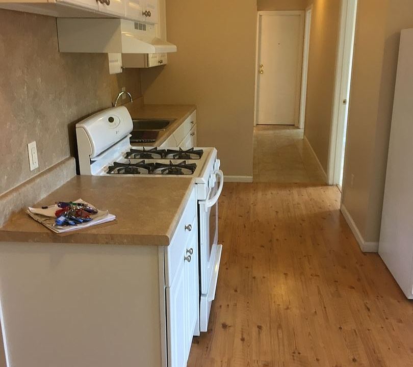 2nd image of 224 S Whitney St APT 3S
