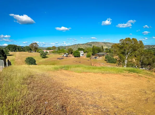 2320 Cheyenne Rd, Copperopolis, CA 95228