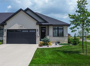 2606 Clearwater Ave, Windsor, ON N8P0E9
