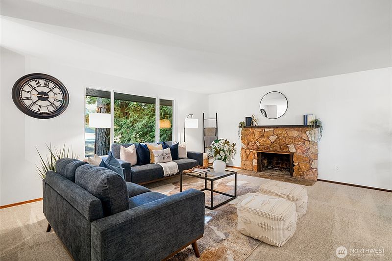 2nd image of 9029 Cascadia Avenue