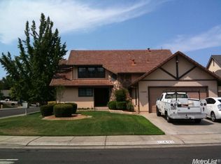 13405 E Lambert Ct, Lockeford, CA 95237