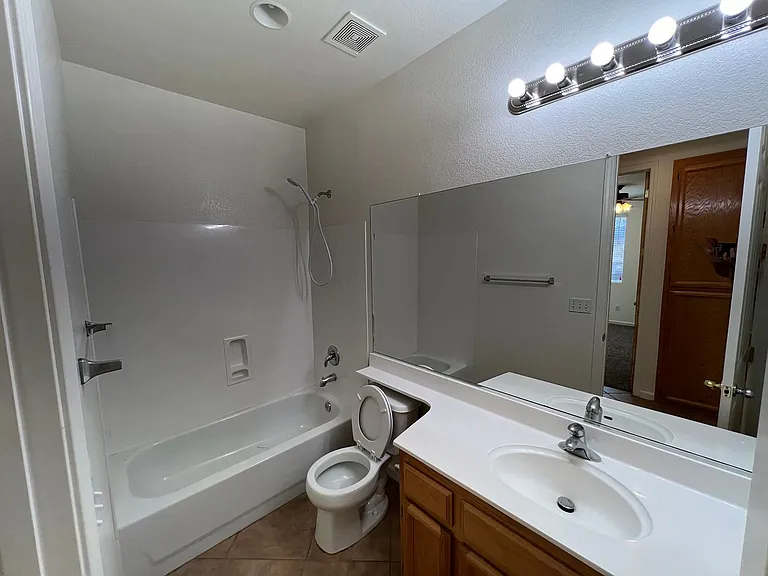 6082 Connery Dr — Photo 10
