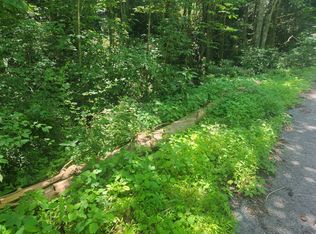 Mud Frk, Tazewell, VA 24651