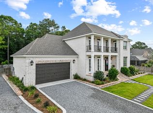 10788 E Taylor Rd, Gulfport, MS 39503