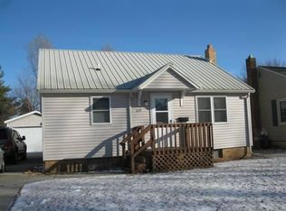 679 Redding Ave, Windom, MN 56101