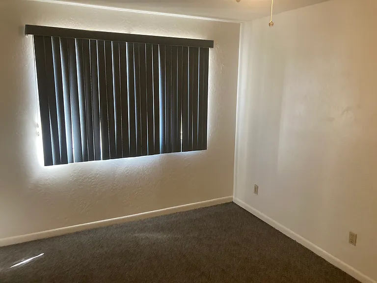 1713 E Arrowhead Ave #A — Photo 8