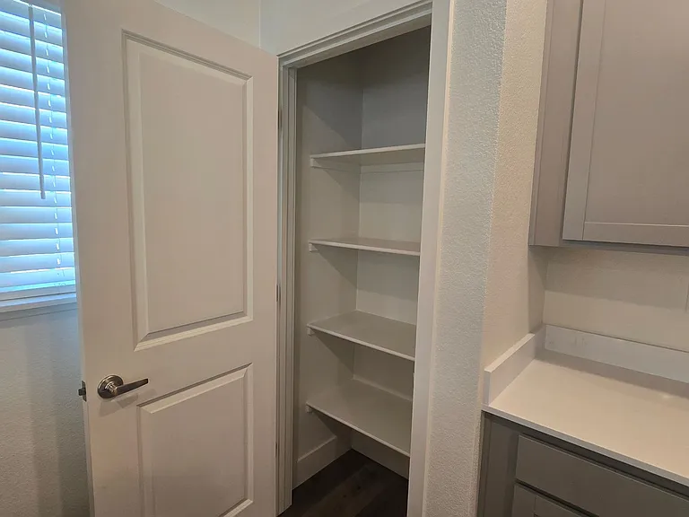 5854 Altitude St — Photo 6