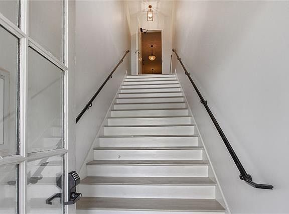 3rd image of 4002 Canal St APT C
