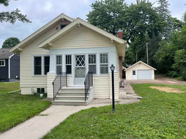 413 W Eagle St, Shawano, WI 54166