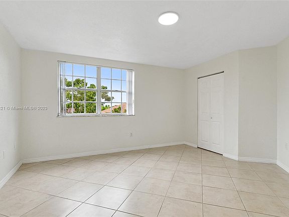 5th image of 9731 Fontainebleau Blvd #F309