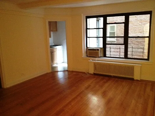 Rented by KVNY Soho | media 20