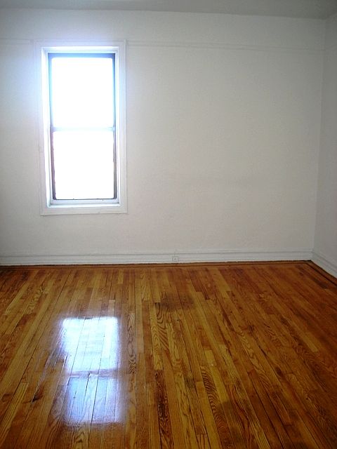 1st image of 2101 Cedar Ave APT 9F