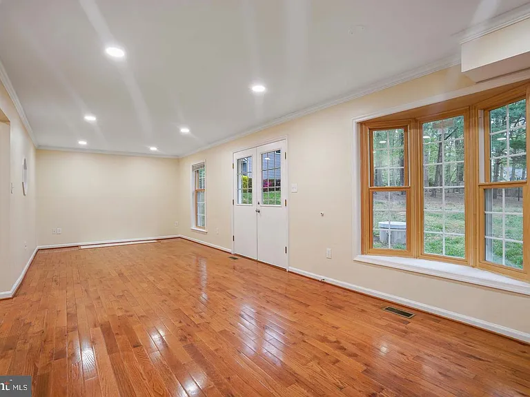5105 Pheasant Ridge Rd — Photo 8