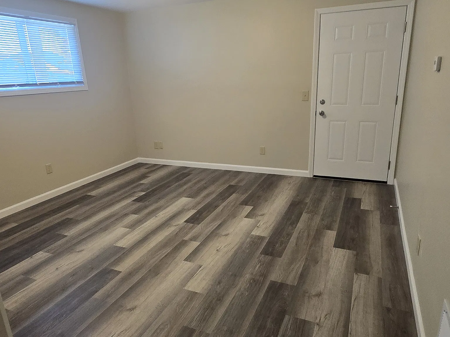 517 Harrison St — Photo 4
