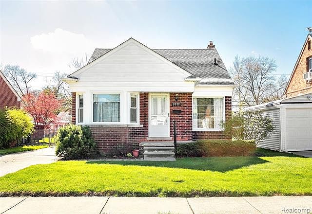 1st image of 9919 Berwyn Ave