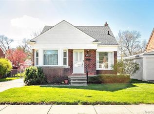 9919 Berwyn Ave, Redford, MI 48239