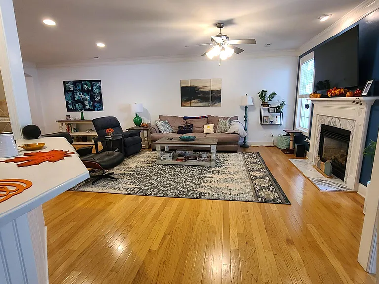 4044 Barton Park Pl — Photo 8