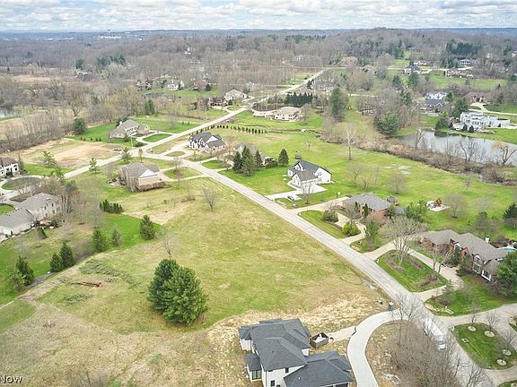 5th image of 645 Trellis Green Dr