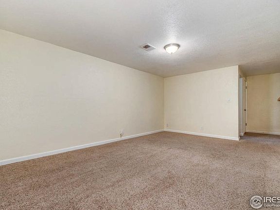 4th image of 846 Forest St #1/2