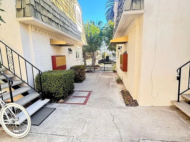 4036 Shasta St #6 — Photo 13