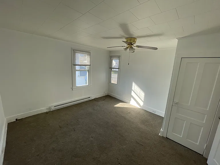 29 Abbott St — Photo 7