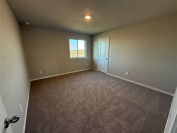 4th image of 1229 Watkins Way