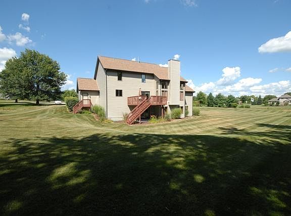2nd image of 11788 Merrick Ct