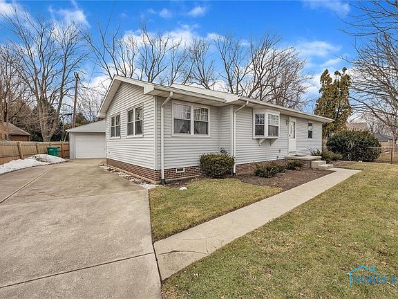 4th image of 242 Bihl Ave