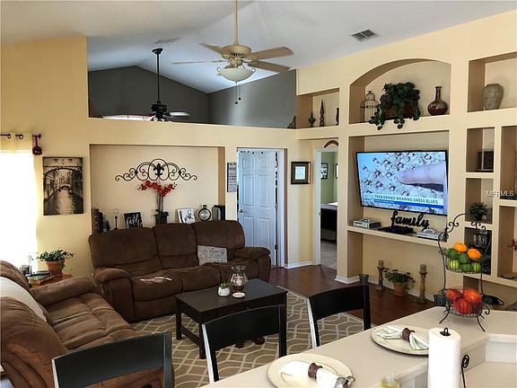 4th image of 2448 Big Pine Dr