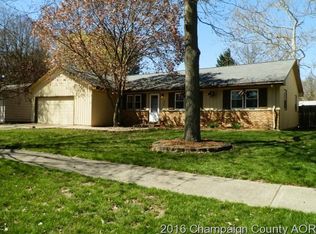 2308 Glenoak Dr, Champaign, IL