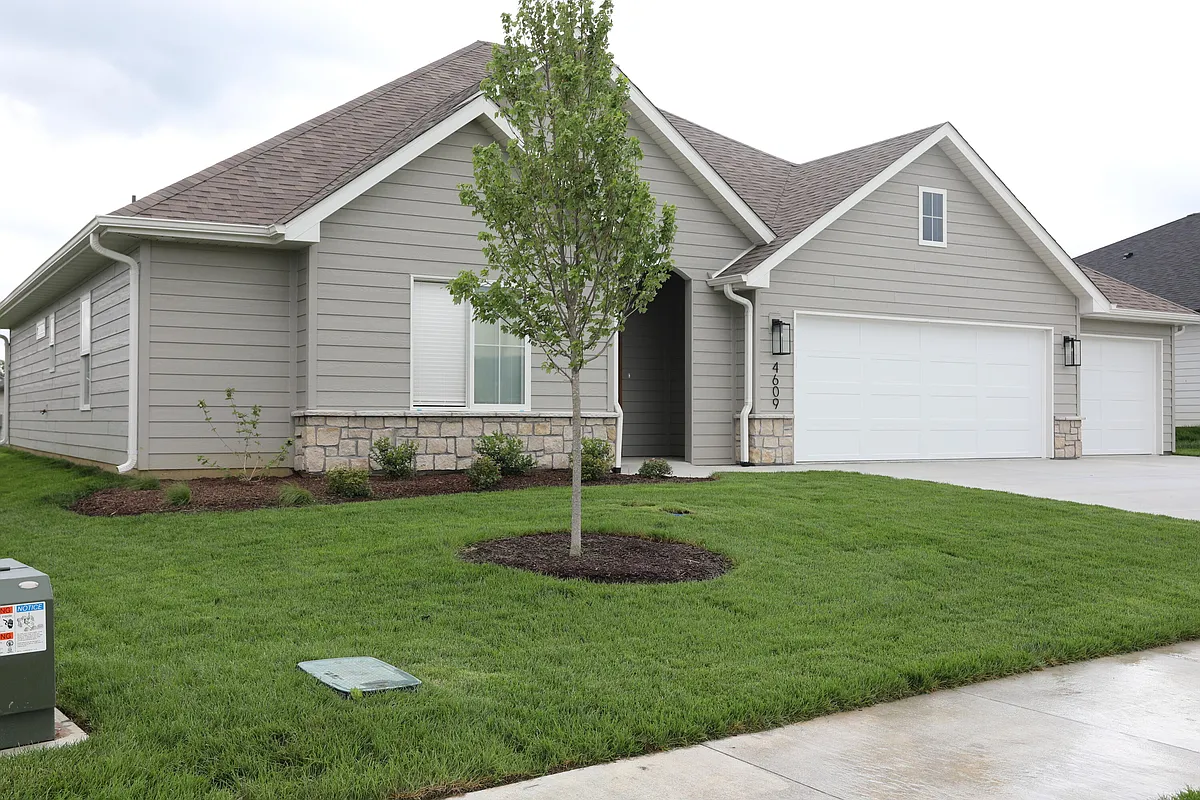 Building Photo - 4609 Chambers Bay Dr