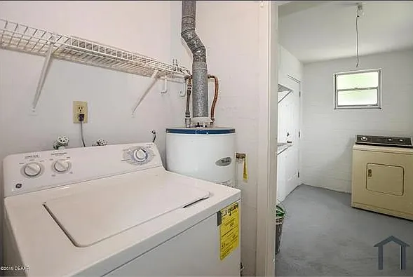 604 Hudson St — Photo 15