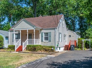 12 Fairchild Pl, Whippany, NJ 07981