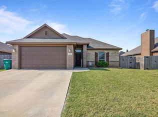 2208 Wells Fargo Ct, Bridgeport, TX 76426