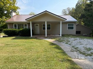 879 Charleston Rd, Ripley, WV 25271