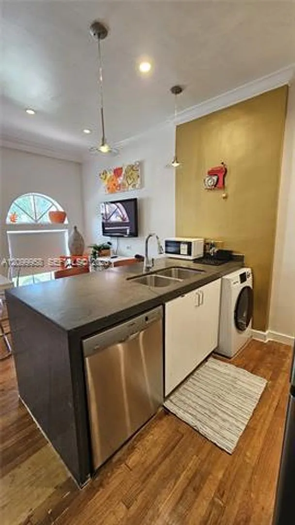 130 3rd St cu-101, Miami Beach, FL 33139 — Photo 4