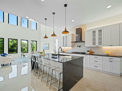 3404 Umyousef Ct, Court Irving, TX, 75038