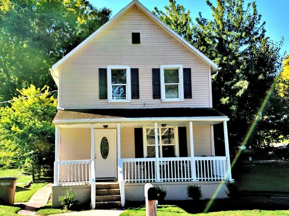 514 U St, Atchison, KS 66002