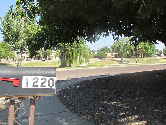 3rd image of 1220 Birch Dr