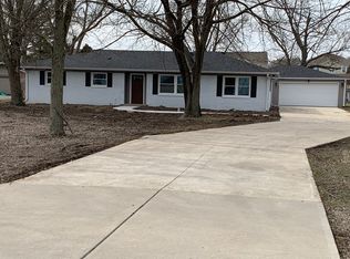 670 Griffith Rd, Greenwood, IN 46143